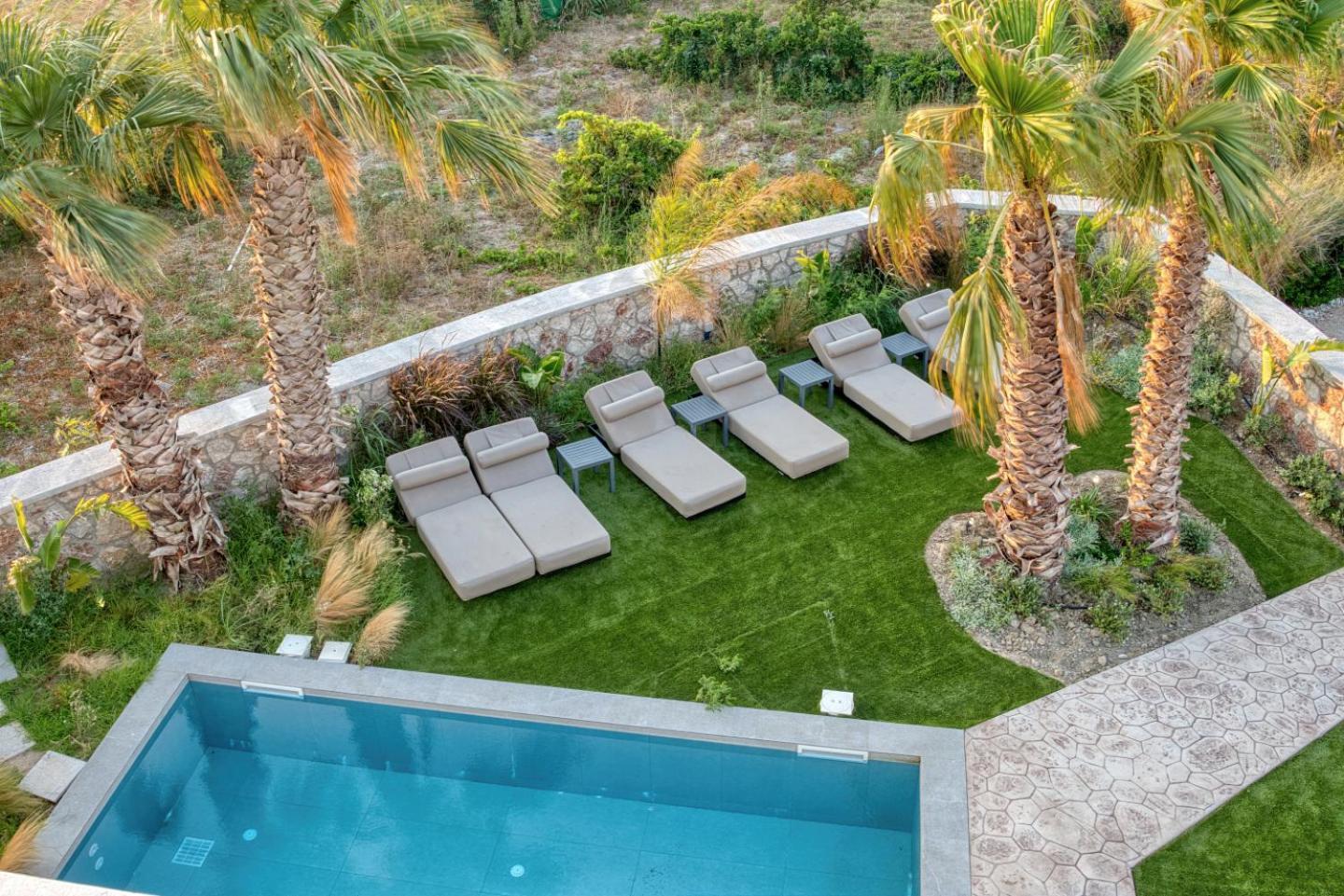 Penelope Beachfront Villa Kremasti  Luaran gambar